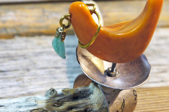 exposed bolt Adjustable base metal ring with orange tagua nut