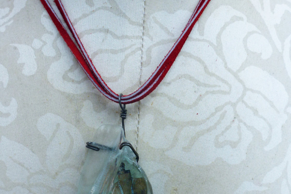 steel wire cage Looking glass mannequin bust steel wire red suede necklace