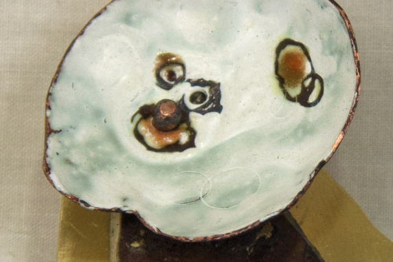 white disc gypsy style jewelry