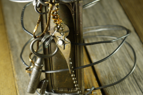 vintage chain with heart Industrial key hole steel wire bracelet