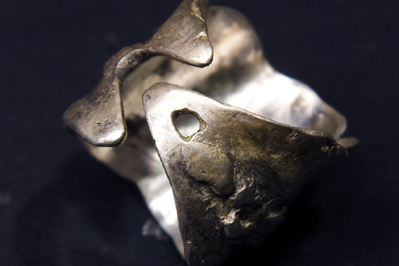 adjustable and unisex unisex ring design